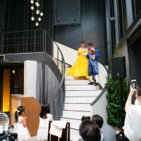 これが即決で決めた理由！大きな階段演出！