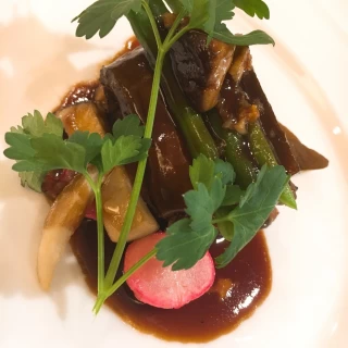 メインのお肉料理