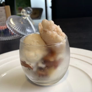 りんごのデザートでした