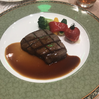 ブーケダムールオランジュ 肉料理