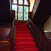 赤絨毯の階段