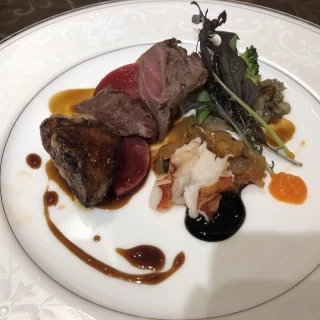 メイン。ソースが美味しい。