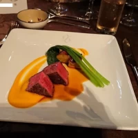 セゾンコース、メイン肉