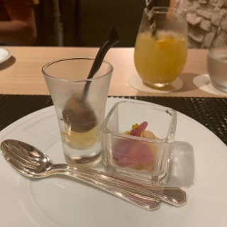 試食のデザート