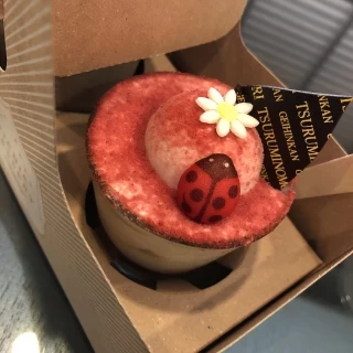 試食させて頂いたデザートです。