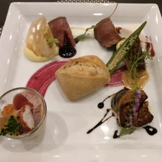 コース料理のワンプレート