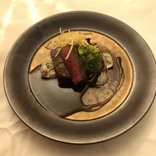 柔らかいお肉でワインとも相性バッチリ！