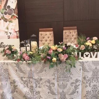 フェアにて生花飾り付け