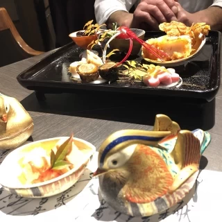 ブライダルフェアででてきた料理の数々。器も綺麗