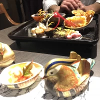 ブライダルフェアででてきた料理の数々。器も綺麗
