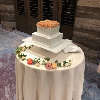 ウェディングケーキ