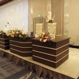 メインテーブル