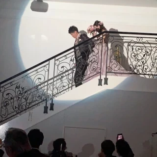 再入場で階段から。