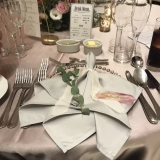 試食会での写真です。とてもおしゃれな空間でした。