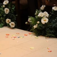フラワーシャワー は造花でしました。
