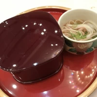 麺とご飯のセットでした。