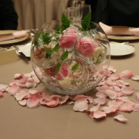 テーブル中央のお花です