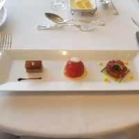 試食の際の前菜です。