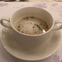 フランス産セップ茸のクリームスープ〜トリュフの薫り〜