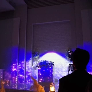 新郎入場前のマッピング映像です。