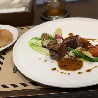 試食の牛フィレ肉。とっても柔らかく味も美味しかった。