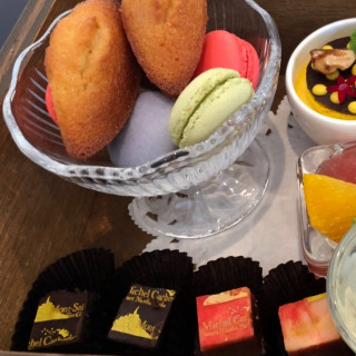 チョコレートが91作目のゴマ味だそうです。美味しかったです。