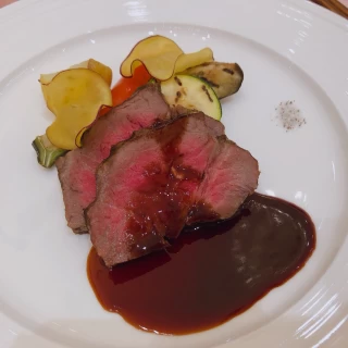 添えてある野菜にもしっかり味がついていて美味しかった。
