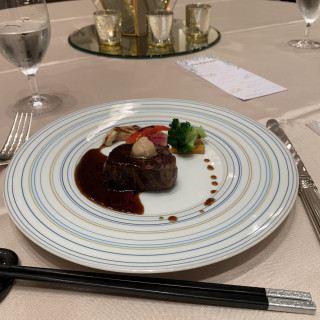 料理で出てくるお肉です。とてもおいしかったです！