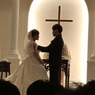 後ろの席でもしっかりと見れます。