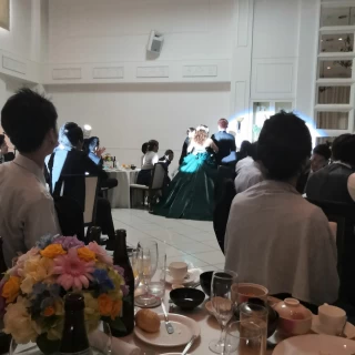 披露宴