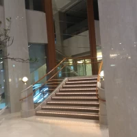 アクセス、設備面良しの会場