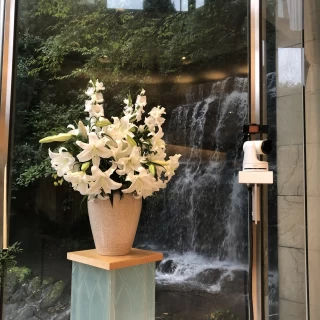 滝の見えるチャペル