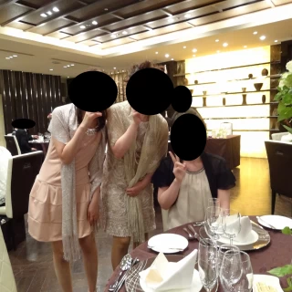 ブラウンを基調とした会場でした