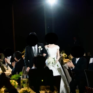 会場が広いので新郎新婦が歩くスペースも広かったです