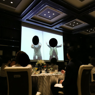 披露宴会場のスクリーンは大きくすべての席から見やすかったです