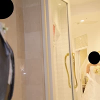 タキシードとドレスを着て初対面の時の写真