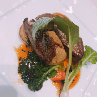 メインのフォアグラとフィレ肉
ソースがしっかりとした味
