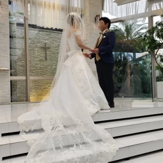 ガラス張りチャペル