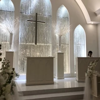 明るさがちょうどいいチャペル♪