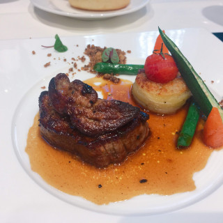 メインのお肉の試食