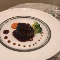 フォアグラと牛肉