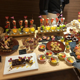デザートビュッフェがとても好評ですぐになくなりました。