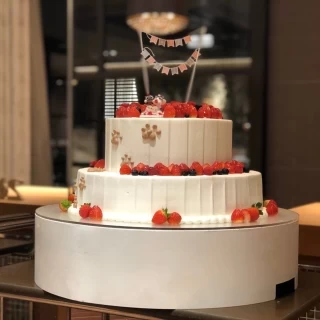 プランナーさんのセンスが光るケーキです。