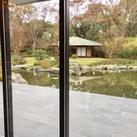 和風の庭園があります。