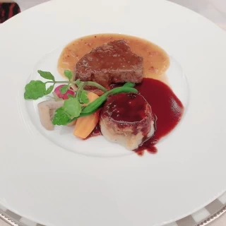 コースの中のメイン料理