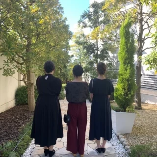 後ろ姿