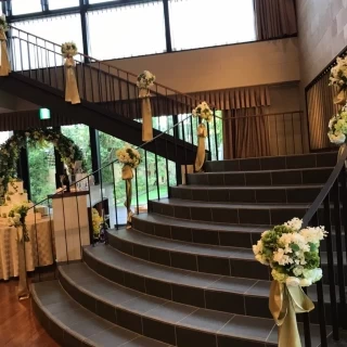 二階からの大階段