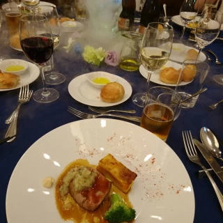 メインの肉料理