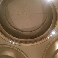 天井がドーム型になっていて、ヨーロッパの教会のようです。