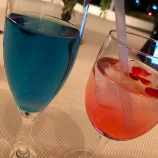 オリジナルカクテルをウェルカムドリンクで出していただきました